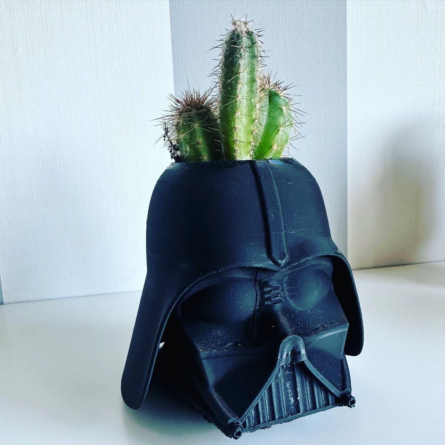Darth vader flowerpot - Main Image