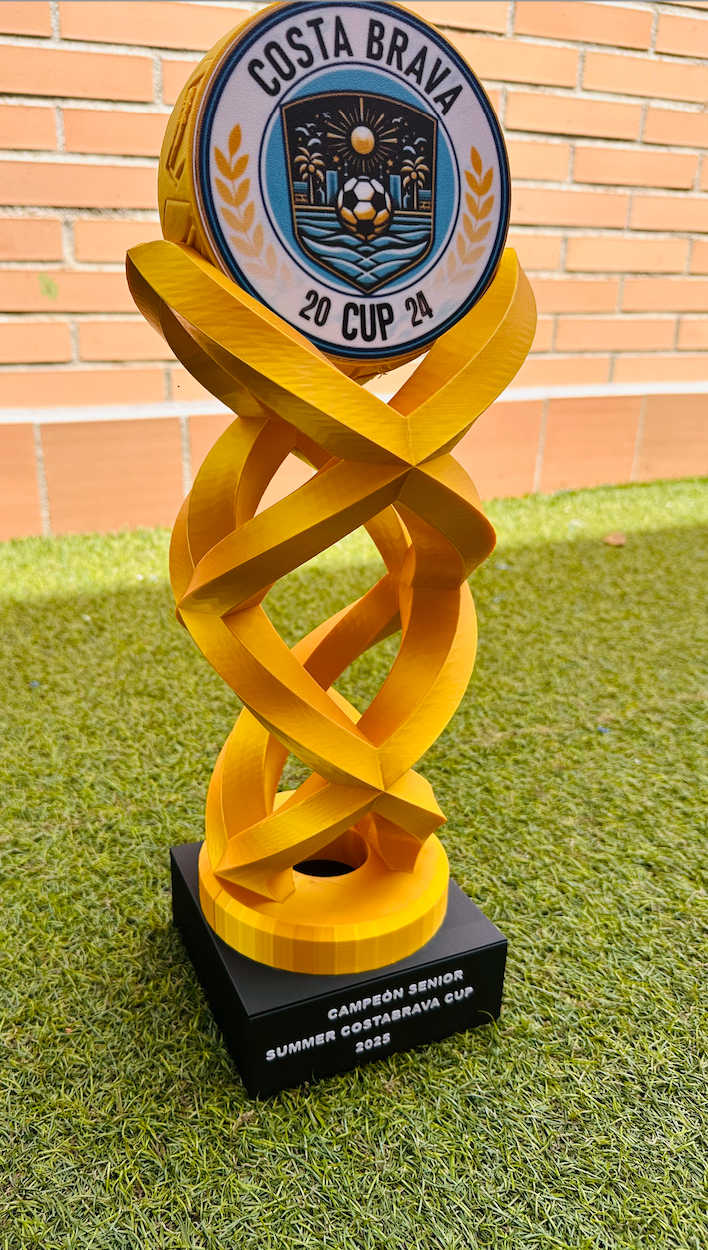 Trofeos de fútbol personalizados: cómo elegir el premio perfecto para tu torneo