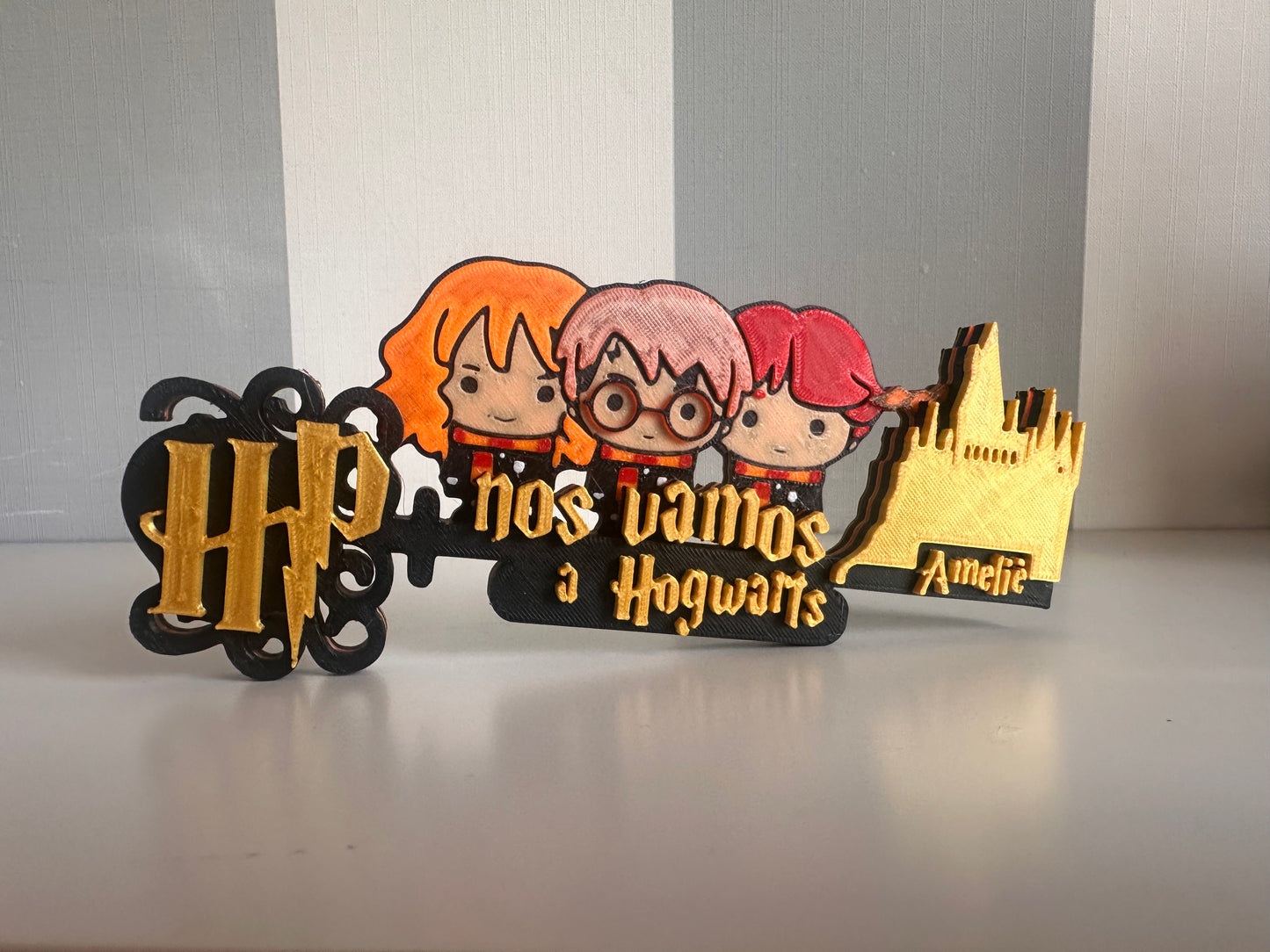 Hogwarts key Harry Potter color