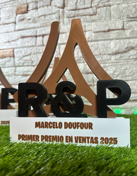 Trofeo Personalizado con Logotipo de Empresa